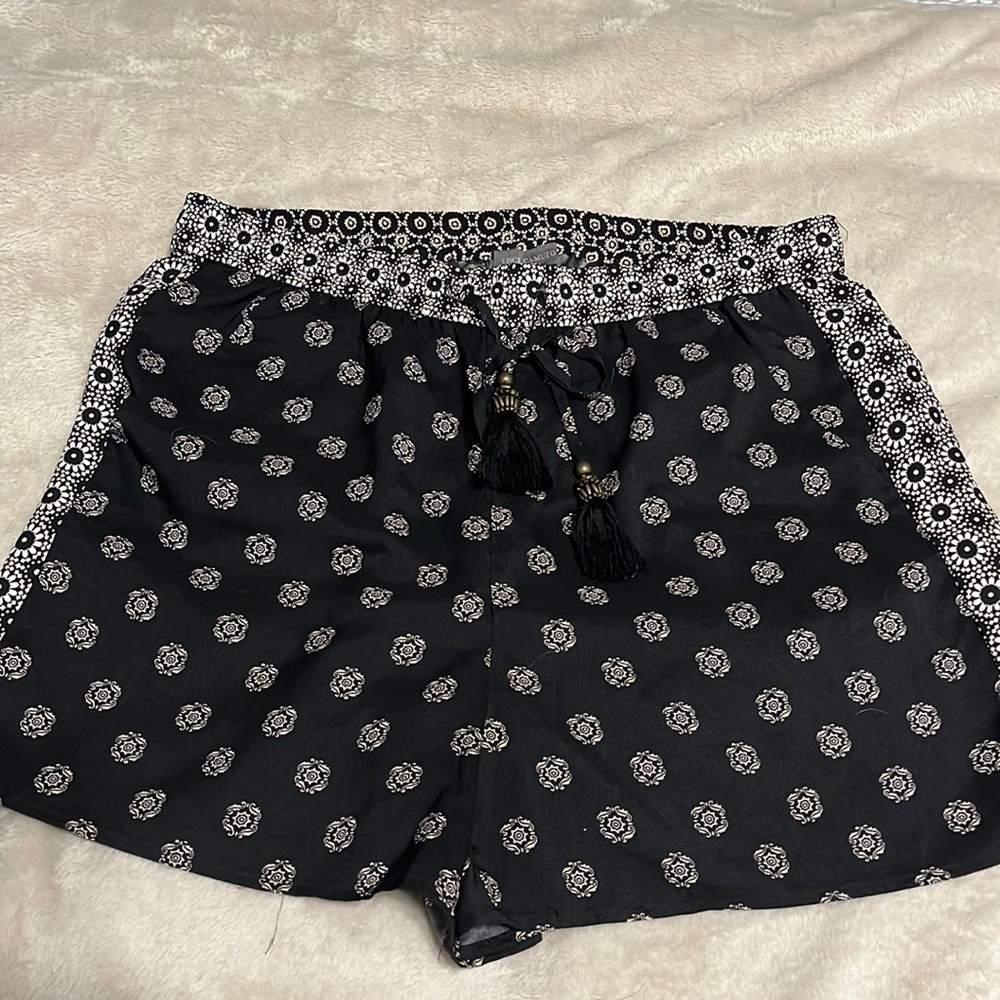 Vince Camuto shorts